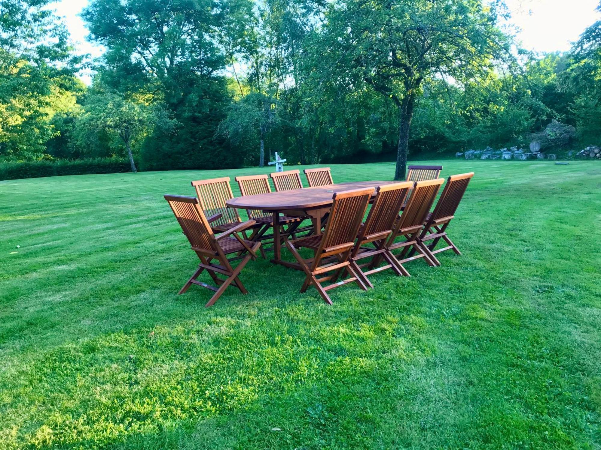 Du Rochelu 4 Etoiles 5000 M2 Of Garden, Near To Mont Saint Michel & Granville Island Holiday home Bourguenolles